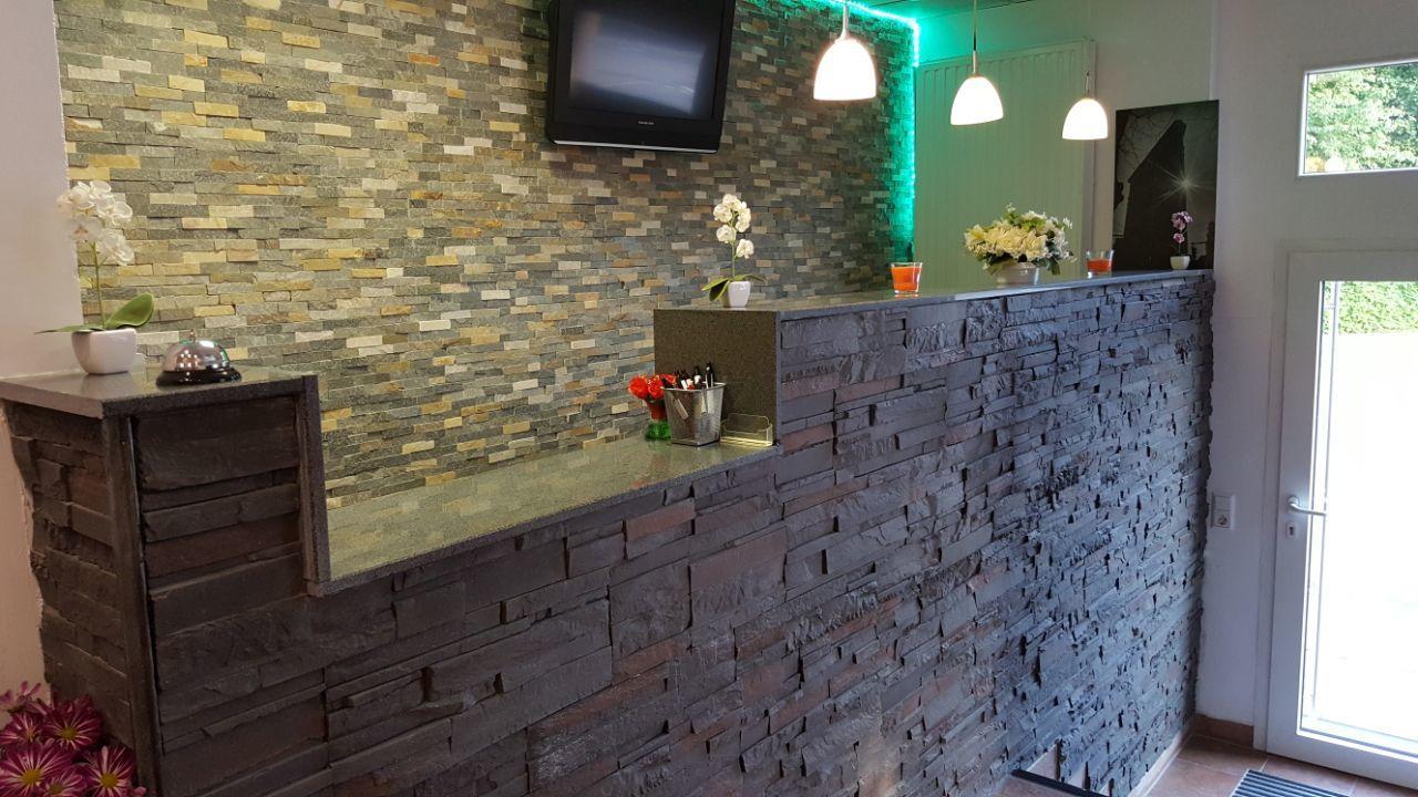קריילסהיים Hotel Garni Zur Eisenbahn מראה חיצוני תמונה